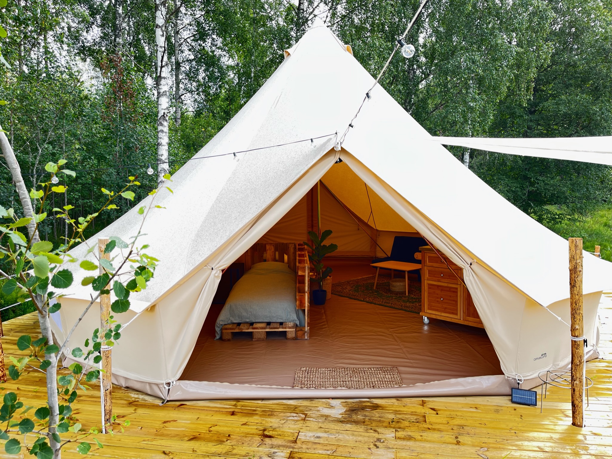 Family Bell Tent op camping